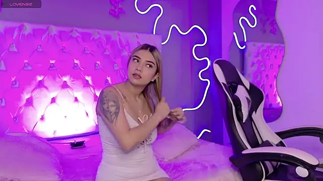 natasha  black online show from 2, 10, 2025