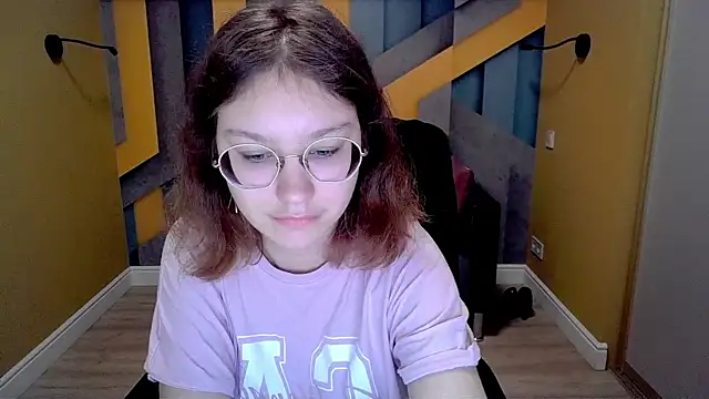 AngelinaLow online show from 15, 3, 2025