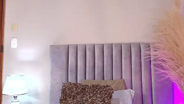 BeckyVidal online show from 3, 2, 2026