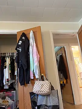 Snapshot of SpaceCowWhore chatting on 27, 9, 2025 SpaceCowWhore online show from 27, 9, 2025