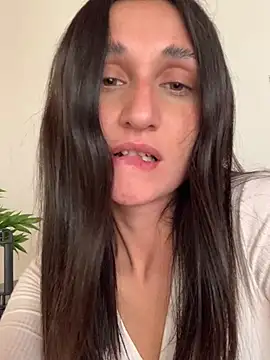luci brecman online show from 14, 7, 2026