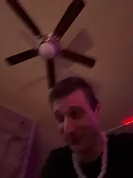 Stillhard8925 online show from 14, 1, 2026