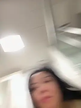 Snapshot of aa520uv chatting on 24, 11, 2025 aa520uv online show from 24, 11, 2025