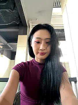 Snapshot of linger-23 chatting on 11, 9, 2025 linger-23 online show from 11, 9, 2025