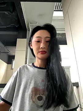 Snapshot of linger-23 chatting on 21, 9, 2025 linger-23 online show from 21, 9, 2025