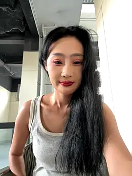 Snapshot of linger-23 chatting on 27, 9, 2025 linger-23 online show from 27, 9, 2025