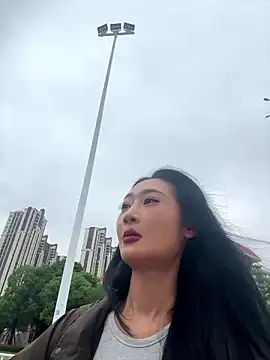 Snapshot of linger-23 chatting on 25, 10, 2025 linger-23 online show from 25, 10, 2025