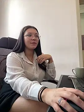 Snapshot of Karen_Holmss chatting on 15, 3, 2025 Karen Holmss online show from 15, 3, 2025