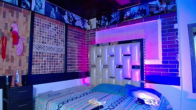 kriss sweetboobs10 online show from 29, 3, 2026