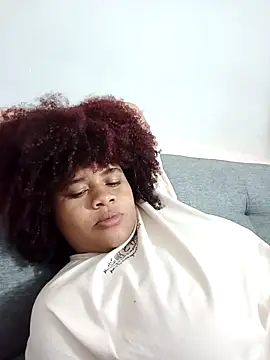 Snapshot of LEIDY_LORENA chatting on 10, 10, 2025 LEIDY LORENA online show from 10, 10, 2025