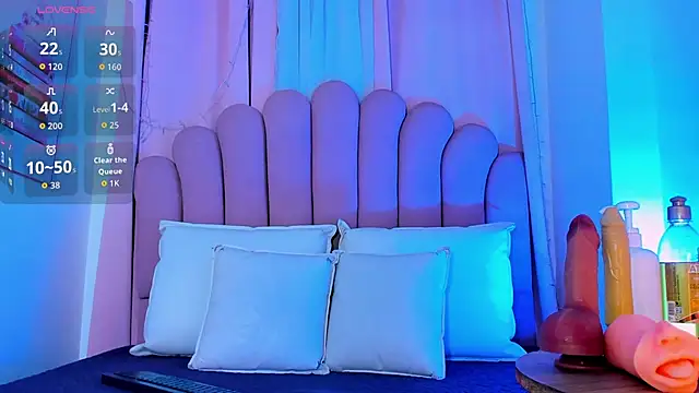 NicoleMadrird online show from 3, 2, 2026