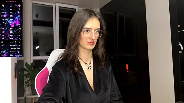 TwinTemptations online show from 5, 3, 2026