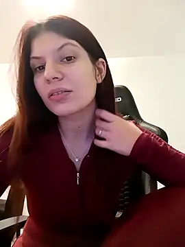 Snapshot of MeCherryy chatting on 9, 11, 2025 MeCherryy online show from 9, 11, 2025