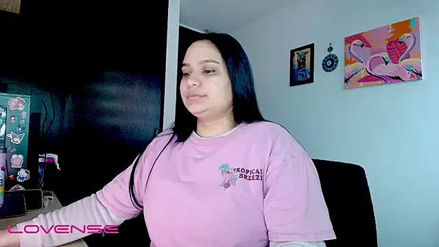 Snapshot of ashliecooperrr chatting on 12, 10, 2025 ashliecooperrr online show from 12, 10, 2025