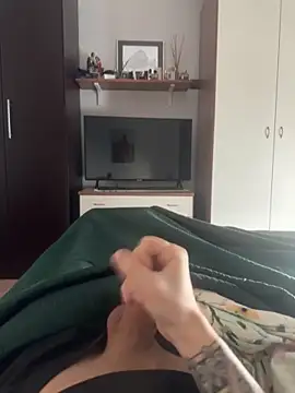 Snapshot of impaolo20 chatting on 9, 10, 2025 impaolo20 online show from 9, 10, 2025