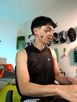 Snapshot of Yaiden_11 chatting on 17, 10, 2025 Yaiden 11 online show from 17, 10, 2025