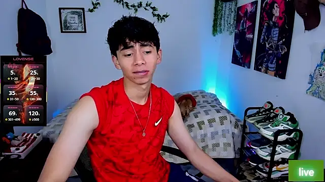 Snapshot of Yaiden_11 chatting on 13, 11, 2025 Yaiden 11 online show from 13, 11, 2025