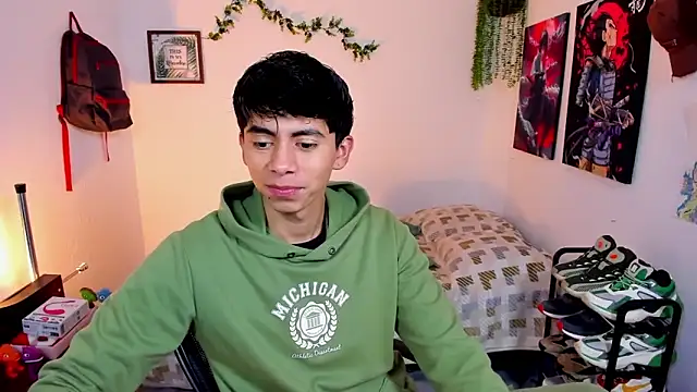 Snapshot of Yaiden_11 chatting on 14, 11, 2025 Yaiden 11 online show from 14, 11, 2025