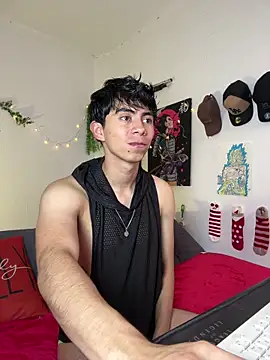 Snapshot of Yaiden_11 chatting on 2, 12, 2025 Yaiden 11 online show from 2, 12, 2025