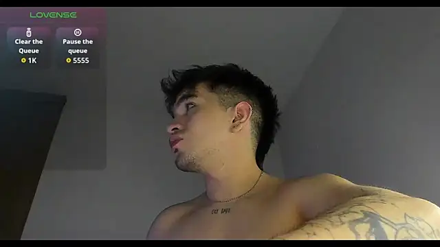 Snapshot of cmzo_ chatting on 25, 11, 2025 cmzo online show from 25, 11, 2025