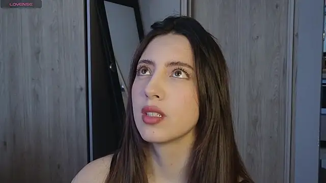 Snapshot of Rebbecawhite_meow chatting on 21, 11, 2025 Rebbecawhite meow online show from 21, 11, 2025