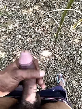 Snapshot of JAZZYS8 chatting on 3, 11, 2025 JAZZYS8 online show from 3, 11, 2025