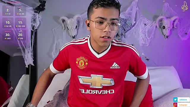 Snapshot of Colstorw_ chatting on 23, 10, 2025 Colstorw online show from 23, 10, 2025