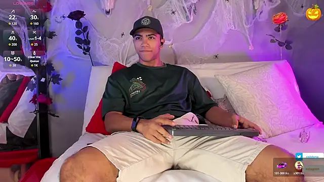 Snapshot of Colstorw_ chatting on 29, 10, 2025 Colstorw online show from 29, 10, 2025