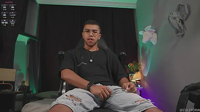 Snapshot of Colstorw_ chatting on 17, 1, 2026 Colstorw online show from 17, 1, 2026