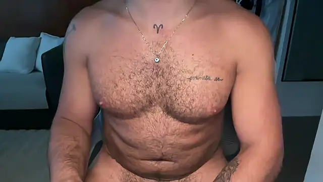 Snapshot of TopRaw3 chatting on 25, 9, 2025 TopRaw3 online show from 25, 9, 2025