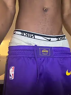 Snapshot of Renoirmonter chatting on 23, 3, 2026 Renoirmonter online show from 23, 3, 2026