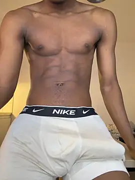 Snapshot of Renoirmonter chatting on 23, 3, 2026 Renoirmonter online show from 23, 3, 2026