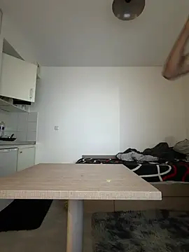 Snapshot of Renoirmonter chatting on 10, 4, 2026 Renoirmonter online show from 10, 4, 2026