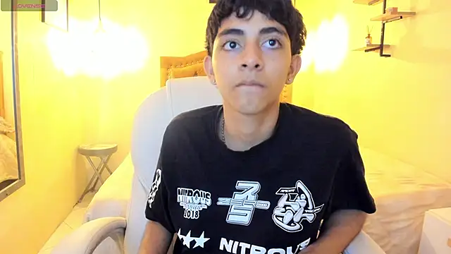 Snapshot of Matty_Sparkk chatting on 21, 3, 2025 Matty Sparkk online show from 21, 3, 2025