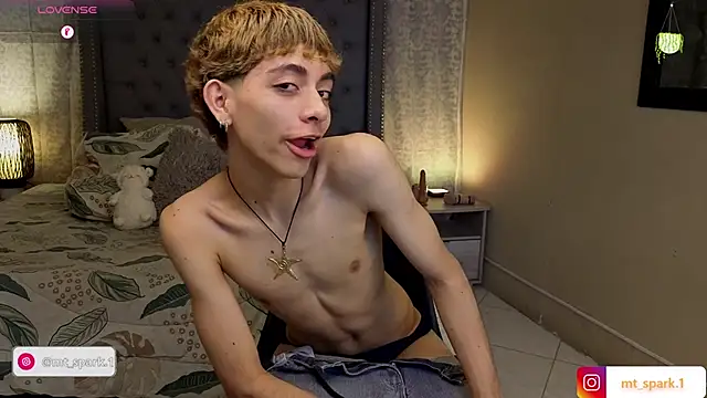 Snapshot of Matty_Sparkk chatting on 21, 11, 2025 Matty Sparkk online show from 21, 11, 2025