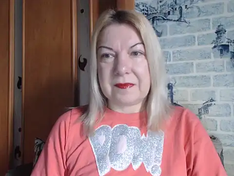 Lillia Ray online show from 4, 3, 2026