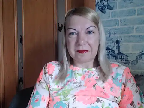 Lillia Ray online show from 17, 5, 2026