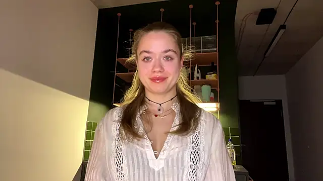 kiyoko kur  online show from 15, 3, 2025