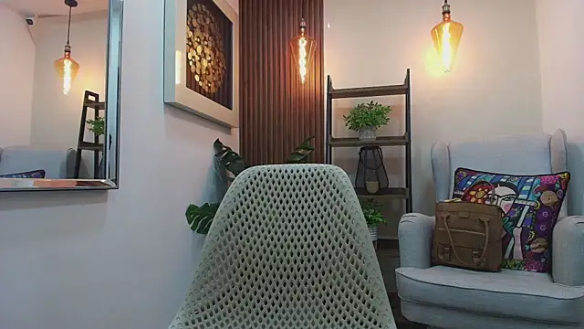 Snapshot of Coral_Lise chatting on 18, 9, 2025 Coral Lise online show from 18, 9, 2025