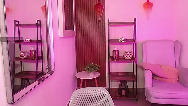 Snapshot of Coral_Lise chatting on 22, 11, 2025 Coral Lise online show from 22, 11, 2025