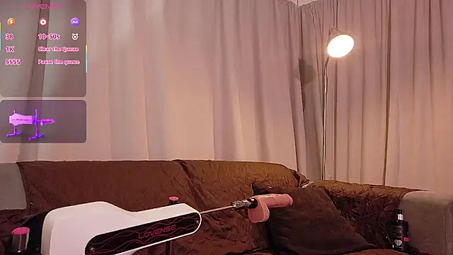 YuliethPetite online show from 30, 11, 2025