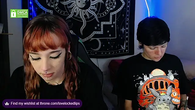Snapshot of lovelockedlips chatting on 10, 10, 2025 lovelockedlips online show from 10, 10, 2025