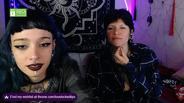 Snapshot of lovelockedlips chatting on 18, 10, 2025 lovelockedlips online show from 18, 10, 2025