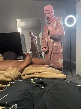 noface guy09 online show from 18, 4, 2026