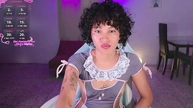 Snapshot of eleselas chatting on 12, 11, 2025 eleselas online show from 12, 11, 2025