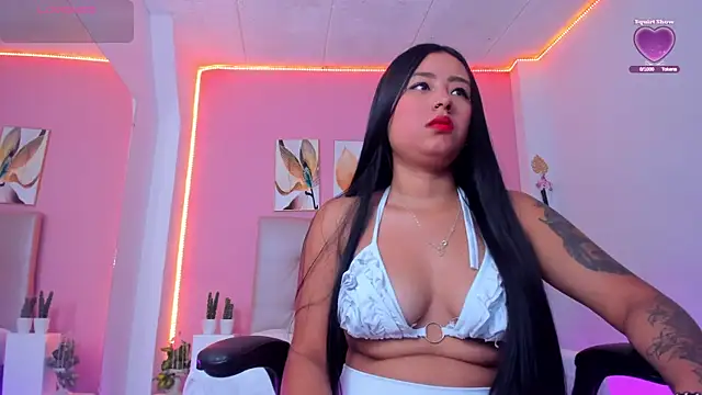 Snapshot of Molly_h0t chatting on 25, 10, 2025 Molly h0t online show from 25, 10, 2025