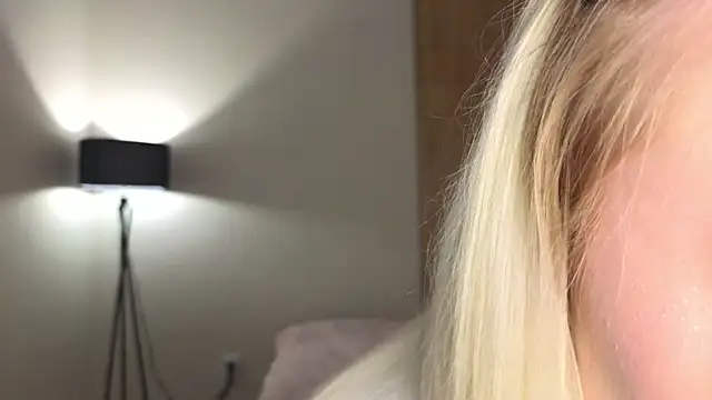 minigirl online show from 28, 2, 2026