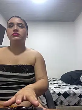 pareja curiosa19 online show from 14, 3, 2026