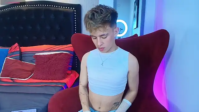 LiamWildx20 online show from 26, 9, 2025