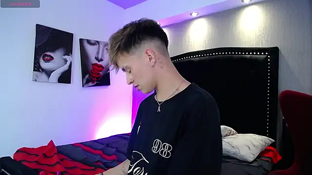 LiamWildx20 online show from 12, 3, 2026